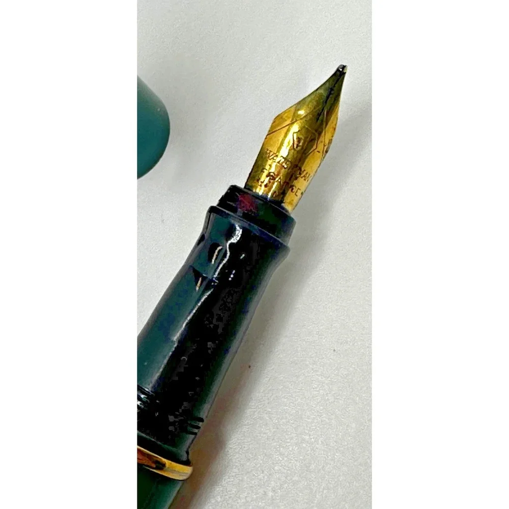 Waterman Fountain Pen Solid Green Gold Nib Trim France
